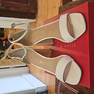 Kelly & Katie sandal